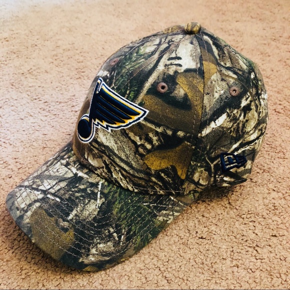 stl blues camo hat